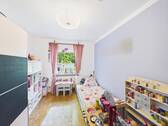 Freundliches Kinderzimmer EG - 1 Zimmer Mehrfamilienhaus, Wohnhaus in Mainz / Hechtsheim