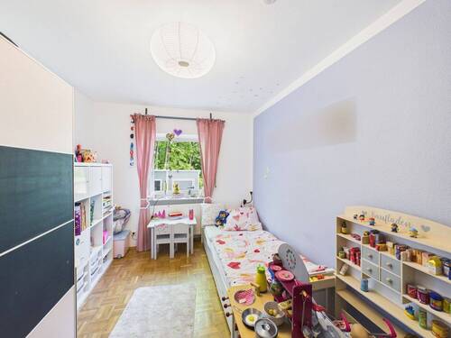 Freundliches Kinderzimmer EG - 1 Zimmer Mehrfamilienhaus, Wohnhaus in Mainz / Hechtsheim