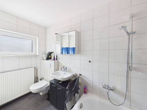 Tageslicht Bad EG - Mehrfamilienhaus, Wohnhaus mit 451,20 m&sup2; in Mainz / Hechtsheim zum Kaufen