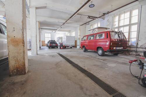Lagerhalle - 