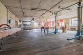 Lagerhalle - 