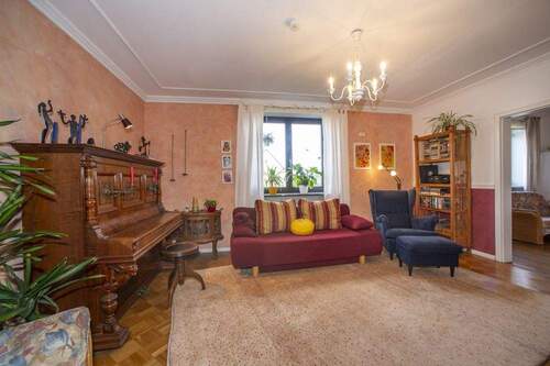 EG Wohnen - Mehrfamilienhaus, Wohnhaus mit 228,00 m² in Riegelsberg zum Kaufen