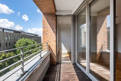 Loggia mit Südausrichtung - Etagenwohnung mit 121,00 m&sup2; in Berlin zum Kaufen