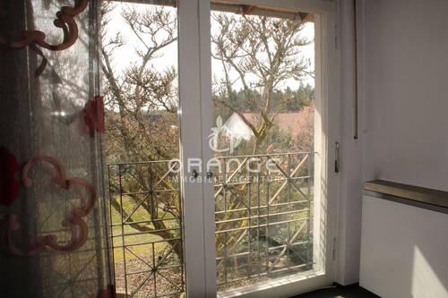 Wohn-/Galeriezimmer Blick in den Garten - 