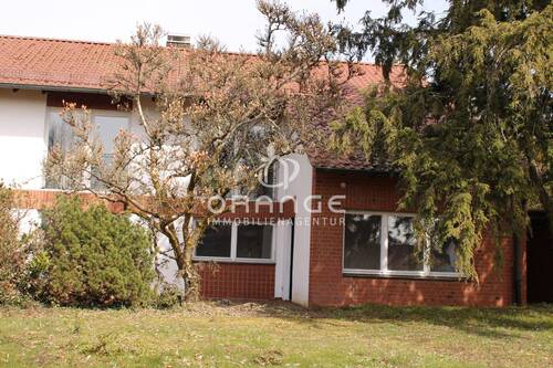 Ansicht Garten - 5 Zimmer Einfamilienhaus zum Kaufen in Rückersdorf