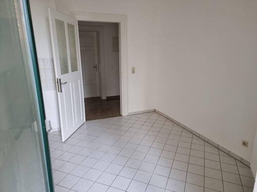 Küche - Bild - 1 - 3 Zimmer Etagenwohnung in Roßwein