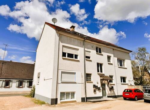 Aussenstellplatz - Etagenwohnung mit 52,00 m&sup2; in Nieder-Hilbersheim zum Kaufen