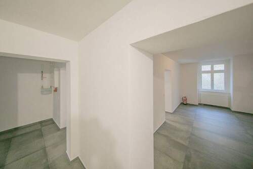 Dritter Raum zur Straße - Gewerbeobjekt (Büro, Produktion, Verkauf) in Berlin