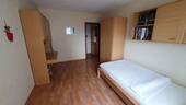 Zimmer 1 - 