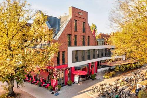 Außenansicht - Ihr neuwertiges Boutiquehotel mit ausgezeichnetem Restaurant im Herzen von Wellingsbüttel