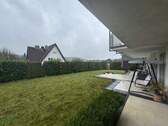 Terrasse mit Garten - 