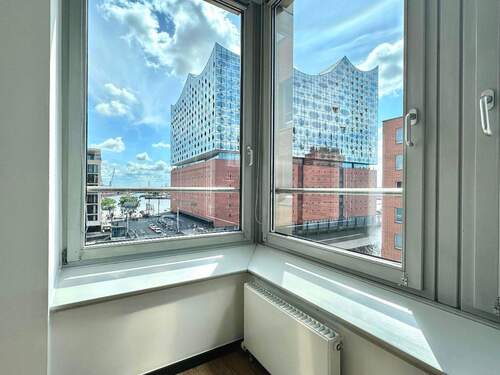 Büroblick - Elbphilharmonie-Blick: Möbliertes Teambüro 4-6 Pers. in Hafencity, flexibel