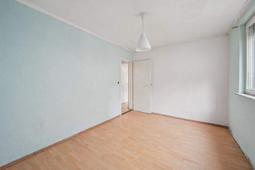 Arbeits-/Kinderzimmer - 