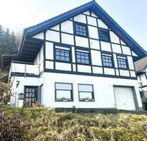 Zentral gelegenes Einfamilienhaus mit Einliegerwohnung - Wiehl