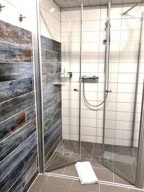 Bad Doppelzimmer Hummer - 