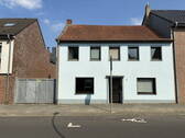 Front Haus - 