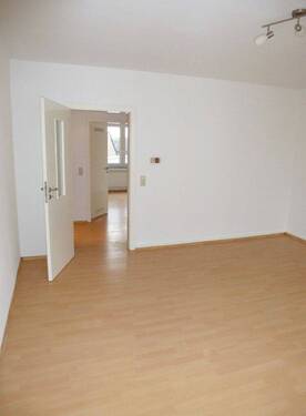 Wohnzimmer - Etagenwohnung mit 64,80 m&sup2; in Dortmund zur Miete
