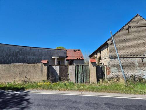 Zufahrt - Bauernhaus, Landhaus zum Kaufen in Schönewalde OT Freywalde