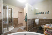 Badezimmer EG I - 