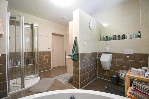 Badezimmer EG I - 
