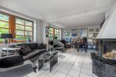 Wohnzimmer - 2 Zimmer Einfamilienhaus zum Kaufen in Wedel