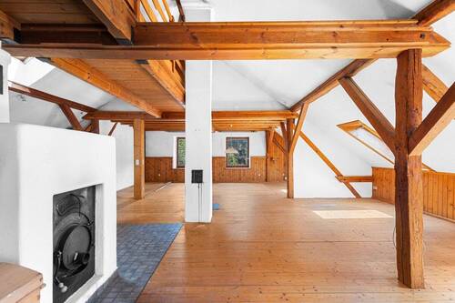 DG - 2 Zimmer Mehrfamilienhaus, Wohnhaus zum Kaufen in Brennberg