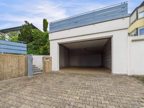 Einfahrt Garage - 