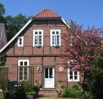 Idyllisches Zweifamilienhaus in zentraler Lage - denkmalgeschützt und vermietet! - Steinfeld