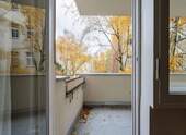Blick zum Balkon - 