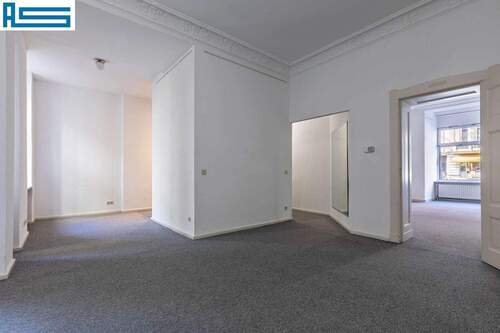 Raum 4, Blick zur Straße - 