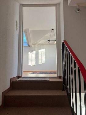 Flur ins DG - 