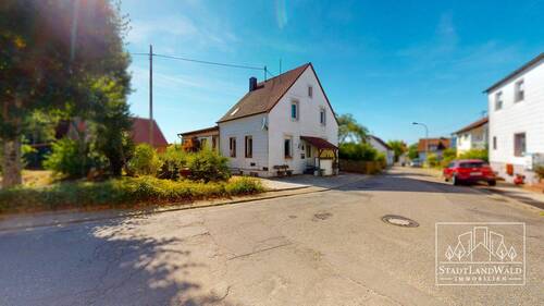 Straßenansicht - 