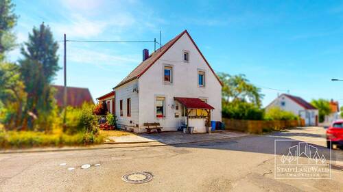 Straßenansicht - 