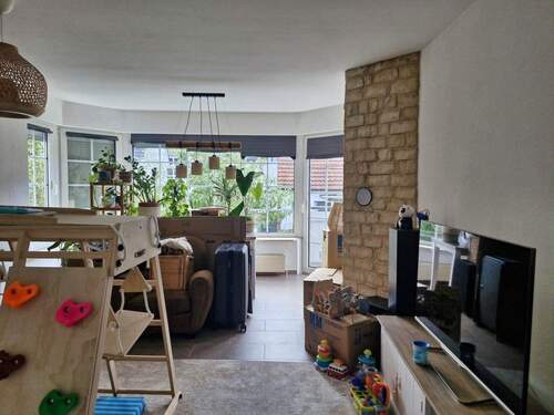 Wohnzimmer - Etagenwohnung mit 90,00 m² in Niestetal zur Miete