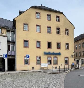 Blick vom Altmarkt - 3 Zimmer Etagenwohnung zum Kaufen in Oederan