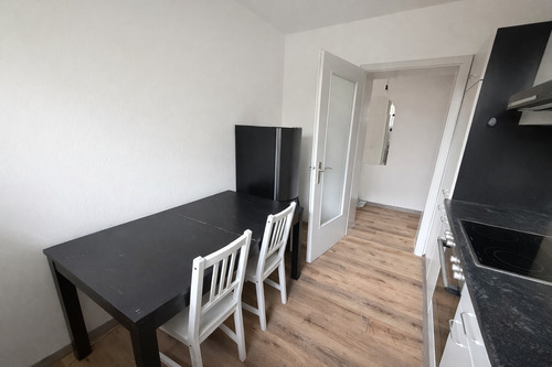 Küche mit Essplatz - 