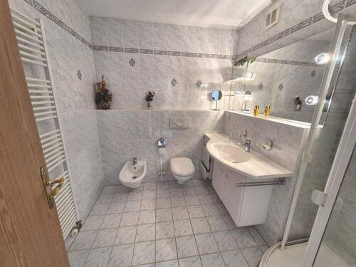 Badezimmer DG - 