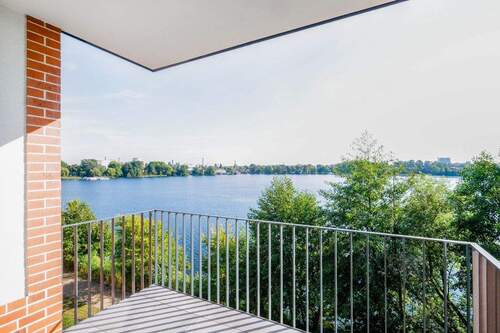 Balkon mit Havelblick - Insel Eiswerder: Erstbezug mit idyllischem Havelblick