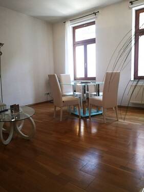 Wohnzimmer.jpg - Bezugsfreie, geräumige 2-Raumwohnung in ruhiger Lage