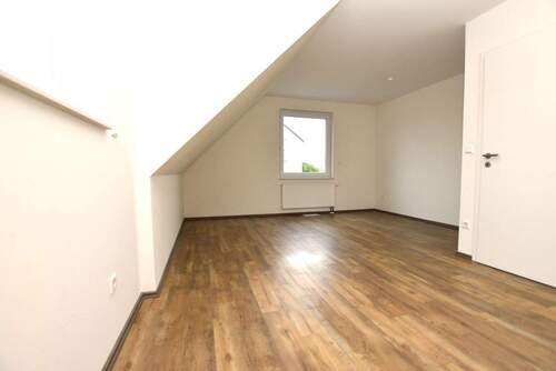 Elternschlafzimmer.3.JPG - 