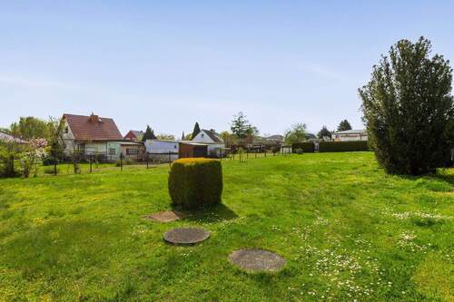 Grundstück - Doppelhaushälfte mit 94,00 m&sup2; in Ahrensfelde zum Kaufen