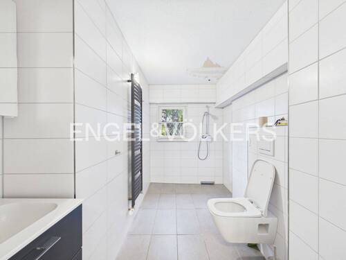 Saniertes Bad EG - Doppelhaushälfte mit 191,00 m&sup2; in Krefeld zum Kaufen