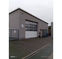 Ihr neues Investment in Büchenbach Moderne Werkhalle mit großzügiger Wohnung