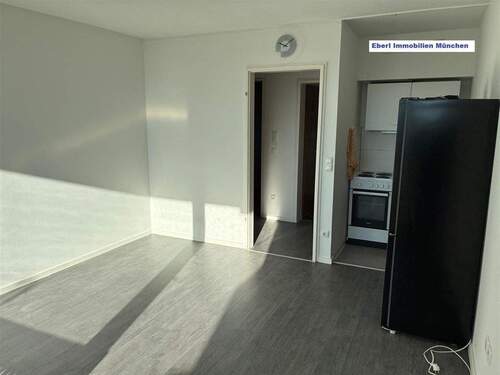 Ansicht Wohnraum - 1 Zimmer Etagenwohnung in München