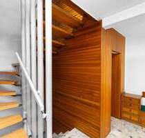 Einfamilienhaus mit Garten, Pool und Garage in begehrter Lage von Neu-Isenburg