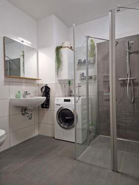 Bad (ohne Fenster) - Etagenwohnung mit 54,00 m&sup2; in Greifswald zur Miete