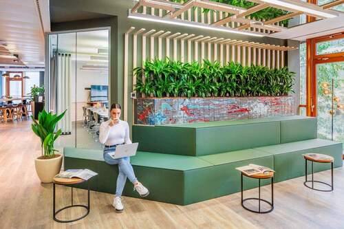 Titelbild - Premium-Coworking am Medienhafen: Möbliertes Büro, 4 Arbeitsplätze