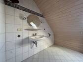 Badezimmer DG 2 - 