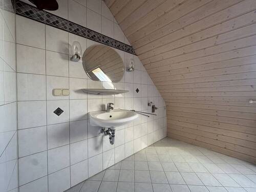 Badezimmer DG 2 - 