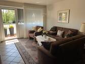 Wohnzimmer - 3 Zimmer Etagenwohnung zur Miete in Mönchengladbach